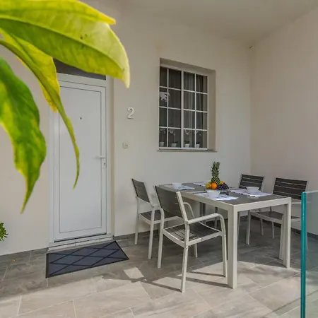 Coastal Couple Retreat In Zadar