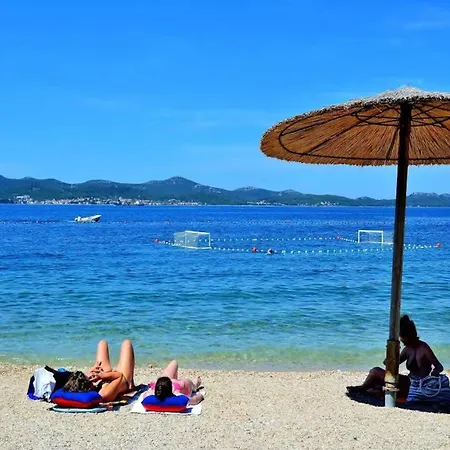 Coastal Couple Retreat In 펜션 자다르