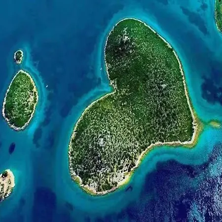 Coastal Couple Retreat In * 자다르